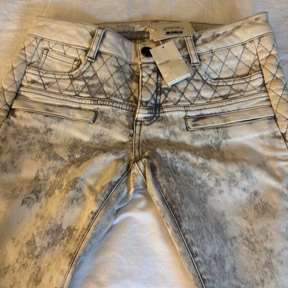 NWT Maje Women’s E14 Downtown Low Rise Quilted Skinny Jeans. White/Black. Sz 36 - Picture 7 of 12